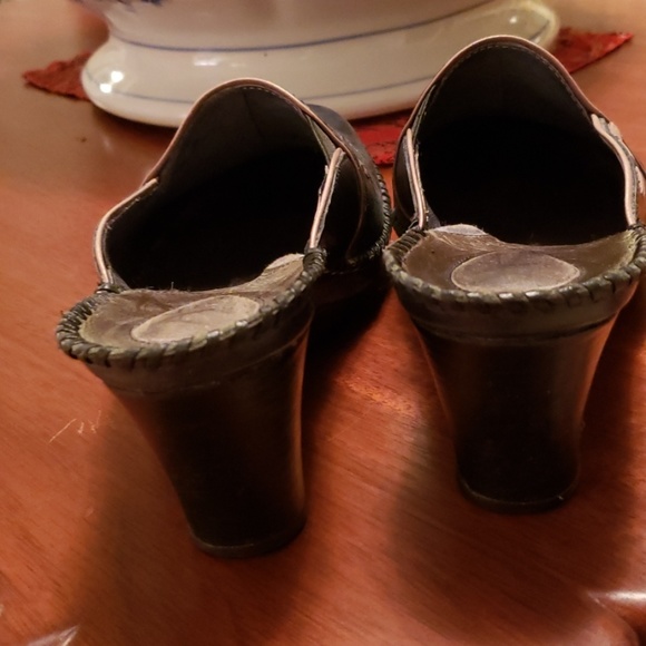 CLARKS Artisan Collection leather wedge, like new - Picture 5 of 8